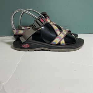 Chaco Womens Z/Volv Sport Sandals Multicolor Chevron Adjustable Flat Heel W7
